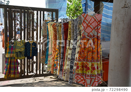 Vendors selling goods Vendors selling goods 72298490