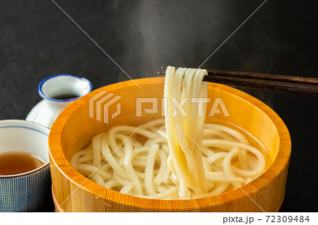 手打ちうどん homemade noodles of Japan(udon) 手打ちうどん homemade noodles of Japan(udon) 72309484