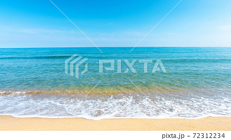 日本海の美しい浜辺（湯梨浜町） 72312234
