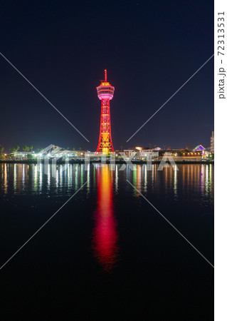 福岡市の街並み・風景 リニューアル後の博多ポートタワーとベイサイドプレイス 福岡市の街並み・風景 リニューアル後の博多ポートタワーとベイサイドプレイス 72313531