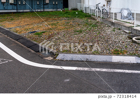 小さい空き地に造った賃貸駐車場 小さい空き地に造った賃貸駐車場 72318414