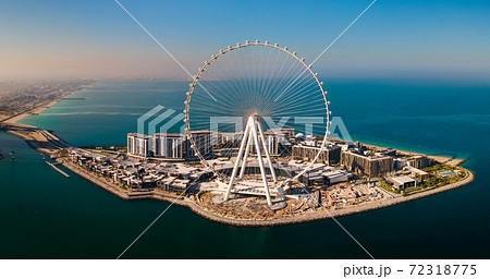 Ain Dubai ferris wheel on Bluewaters island in Dubai, UAE Ain Dubai ferris wheel on Bluewaters island in Dubai, UAE 72318775