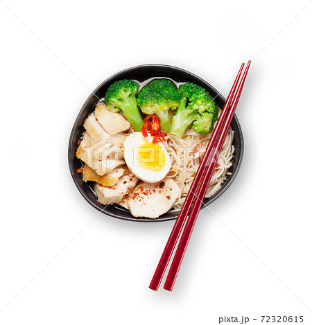 Asian noodle ramen soup 72320615