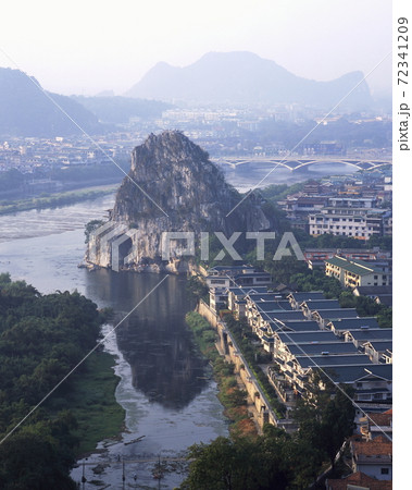 畳彩山の明月峰より伏波山 畳彩山の明月峰より伏波山 72341209