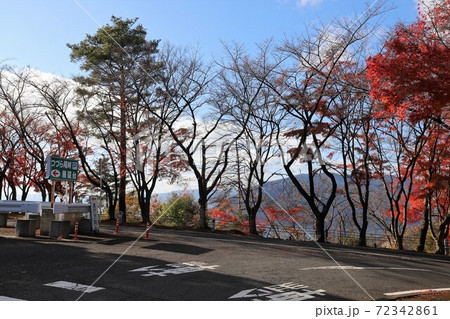 奥琵琶湖パークウェイの紅葉 72342861