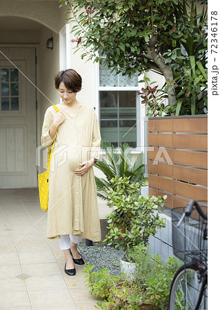 妊婦 臨月 マタニティ 妊婦 臨月 マタニティ 72346178