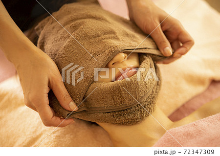 フェイシャル 72347309