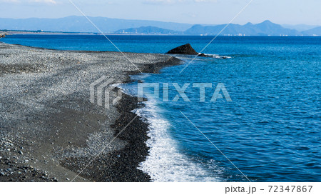 田子の浦海岸の波打ち際 田子の浦海岸の波打ち際 72347867