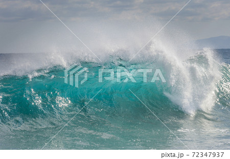 Wave Wave 72347937