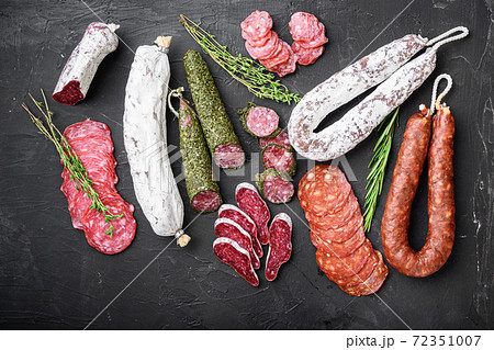 Set of dry cured salami, spanish sausages, slices 72351007