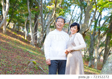 紅葉狩りを楽しむシニアミドル夫婦旅行 修善寺エリア編 72352272