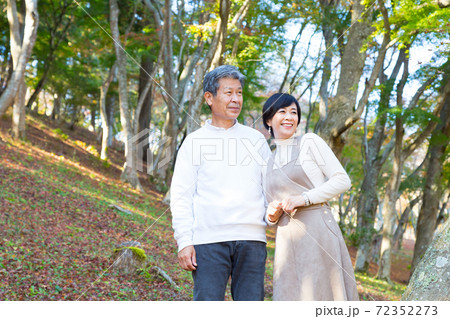 紅葉狩りを楽しむシニアミドル夫婦旅行 修善寺エリア編 72352273