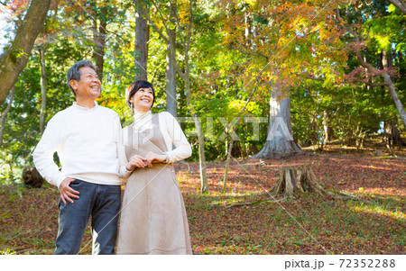 紅葉狩りを楽しむシニアミドル夫婦旅行 修善寺エリア編 72352288