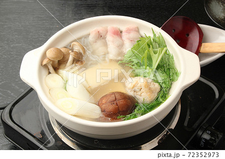 寄せ鍋 72352973