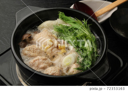 鶏つみれ鍋 72353163
