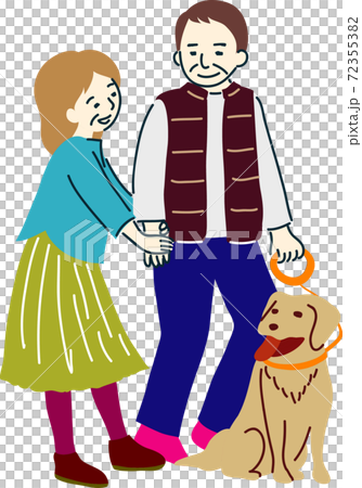 犬の散歩をしている中年の夫婦 72355382