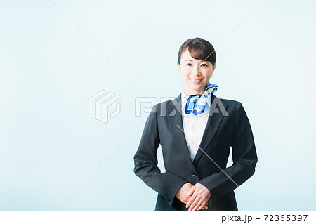 制服スタッフ　 72355397