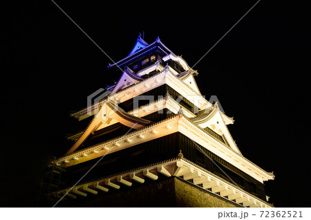 熊本城　最高に美しい夜景の城風景2020年 72362521