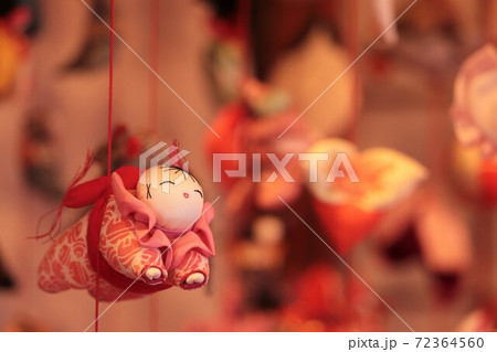 稲取温泉のつるしびなの赤ちゃん 稲取温泉のつるしびなの赤ちゃん 72364560