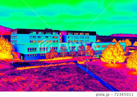 Flat house in cold surrounding scan. Thermal color spectre scale. Infra or thermography photo Flat house in cold surrounding scan. Thermal color spectre scale. Infra or thermography photo 72365011