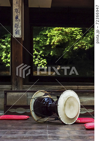楽器 装具 パーカッション 72366947
