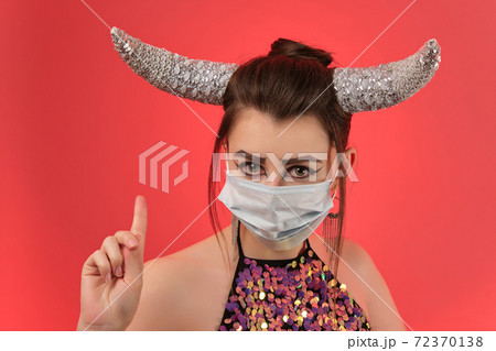 horns with mask horns with mask 72370138