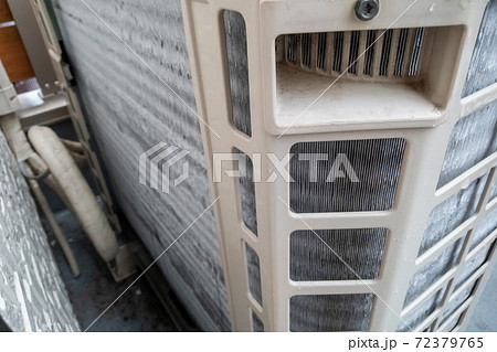 エアコン室外機の霜 72379765