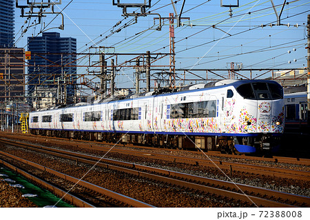 JR京都線を走る281系関空特急はるか6両 JR京都線を走る281系関空特急はるか6両 72388008