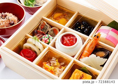 おせち　お食い初め 72388143