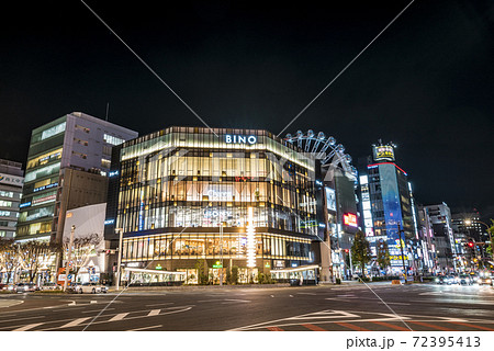 愛知県　名古屋都市風景　栄交差点 72395413