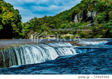 吹割の滝 72404560