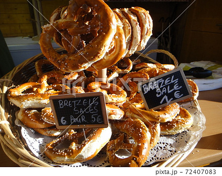 【伝統菓子】プレッツェル 72407083