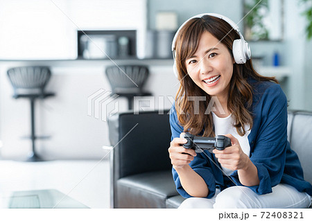 eスポーツ　ゲーム　リビング　ライフスタイル 72408321