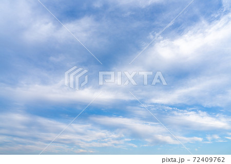 空の写真　青い空・白い雲 72409762