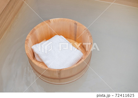 ひのき風呂　温泉　bath Japanese style 72411625