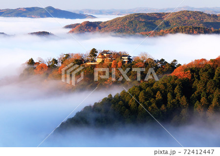 天空の山城5629- 天空の山城5629- 72412447