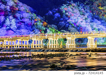 京都　渡月橋　嵐山花灯路 72414145