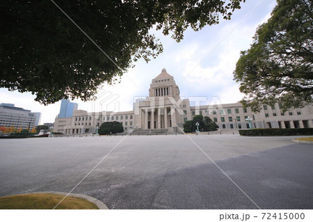 国会議事堂  72415000