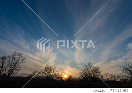 晩秋の夕日 晩秋の夕日 72415465