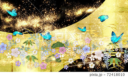 和風の花々と青い蝶々 金箔と黒の背景　横 72418010