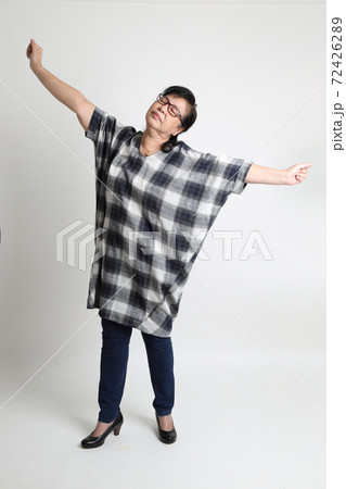 Asian Woman 72426289