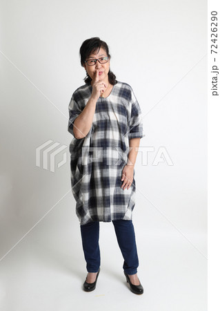 Asian Woman 72426290