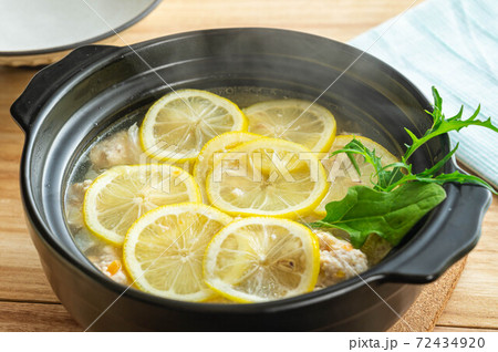 鶏つみれのレモン鍋 鶏つみれのレモン鍋 72434920