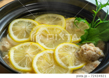鶏つみれのレモン鍋 鶏つみれのレモン鍋 72434921