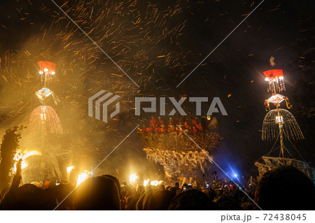 信州野沢温泉 火祭り  信州野沢温泉 火祭り  72438045