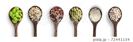 soy beans, Job's tears, Mixed of peppers, rice,Pumpkin seeds, white beans in wood spoon isolated on white background. soy beans, Job's tears, Mixed of peppers, rice,Pumpkin seeds, white beans in wood spoon isolated on white background. 72441134