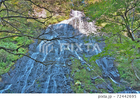 【龍双ヶ滝】 福井県今立郡池田町東青 【龍双ヶ滝】 福井県今立郡池田町東青 72442695