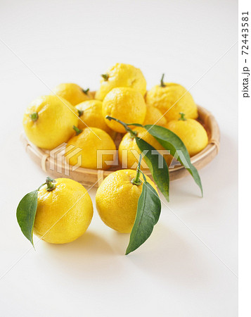 柚子　白バック 72443581