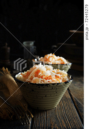 Cabbage 72445279