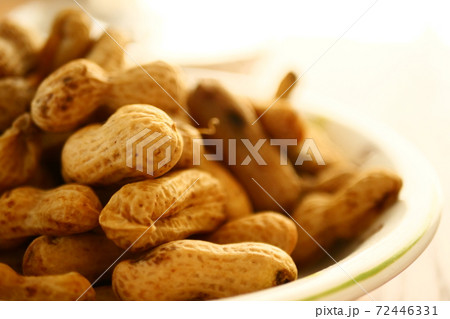 ピーナッツ ～ 殻付き落花生（塩茹で） 72446331